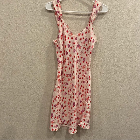 silkscreen Dresses & Skirts - 100% Silk Silkscreen Fun Hearts  Nightgown/Dress Size: 6 Medium